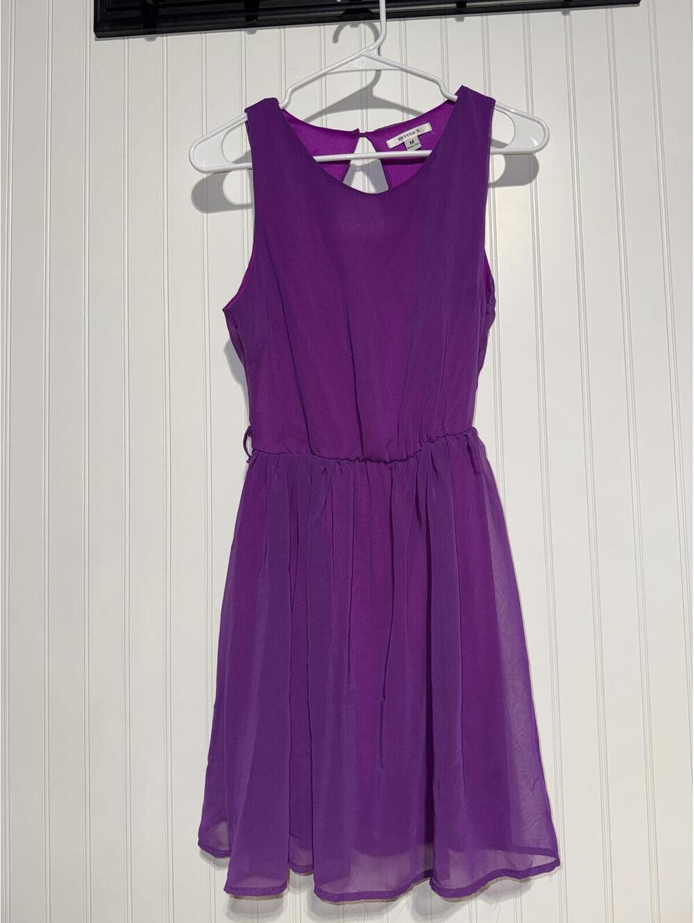 Better B Purple Chiffon Open Back Keyhole Dress Sleeveless Size M
